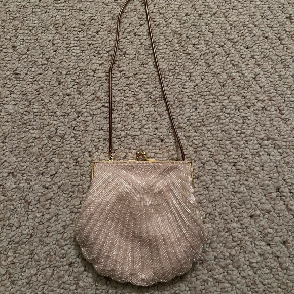 Valerie Steven’s she’ll evening bag - Picture 4 of 15